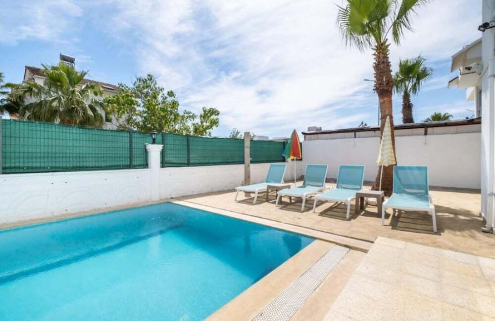 Белек: Dazzling Villa With Private Pool in Antalya
