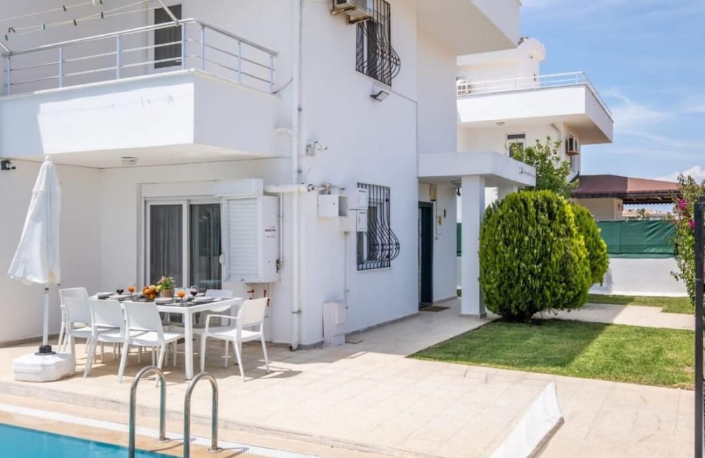 Белек: Dazzling Villa With Private Pool in Antalya