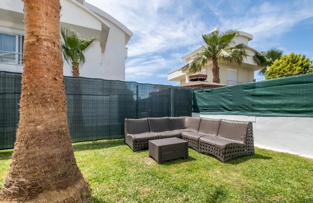 Белек: Dazzling Villa With Private Pool in Antalya