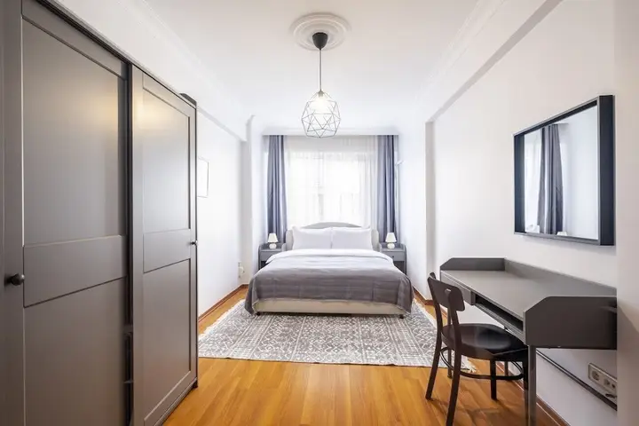 Centrally Located Sleek and Modern Flat in Sisli — фото 1