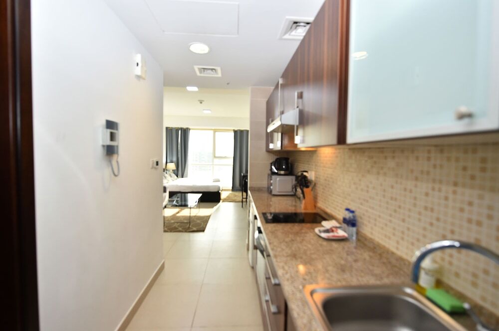 Дубай: RIT - Charming Furnished Studio JLT