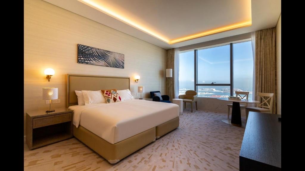 Дубай: Luxurious Stay With Spectacular View of the Palm Jumeirah