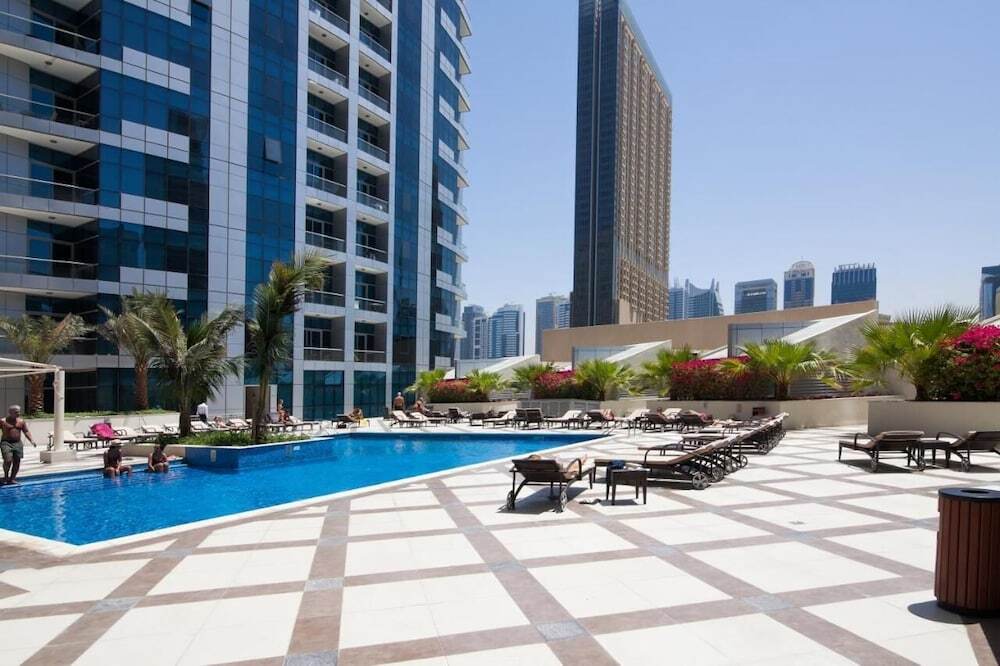 Дубай: MRNE - Spacious furnished apartment