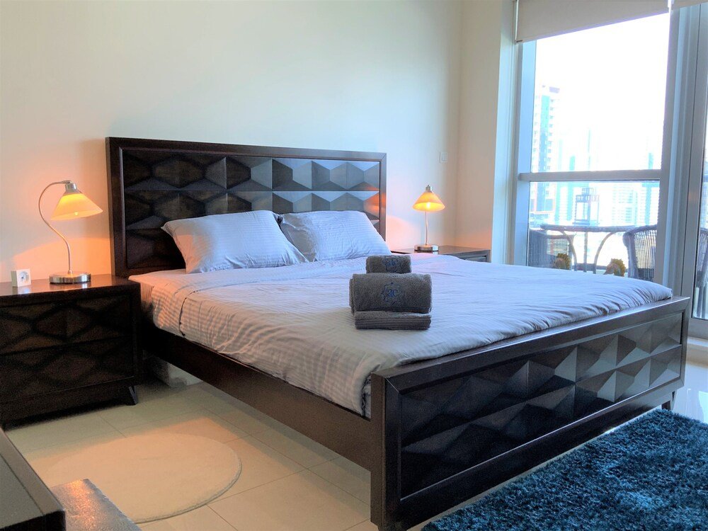 Дубай: MRNE - Spacious furnished apartment