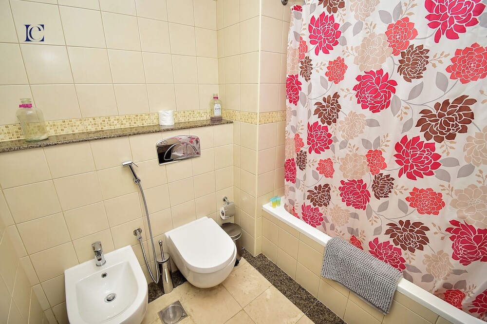 Дубай: MRNE - Spacious furnished apartment