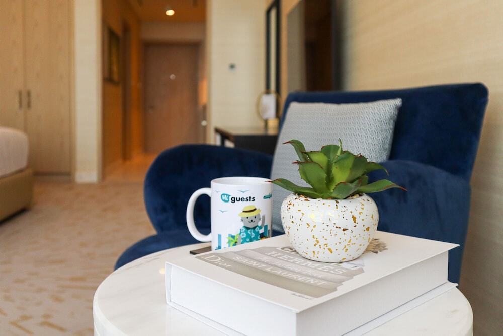 Дубай: HiGuests - The Palm Tower