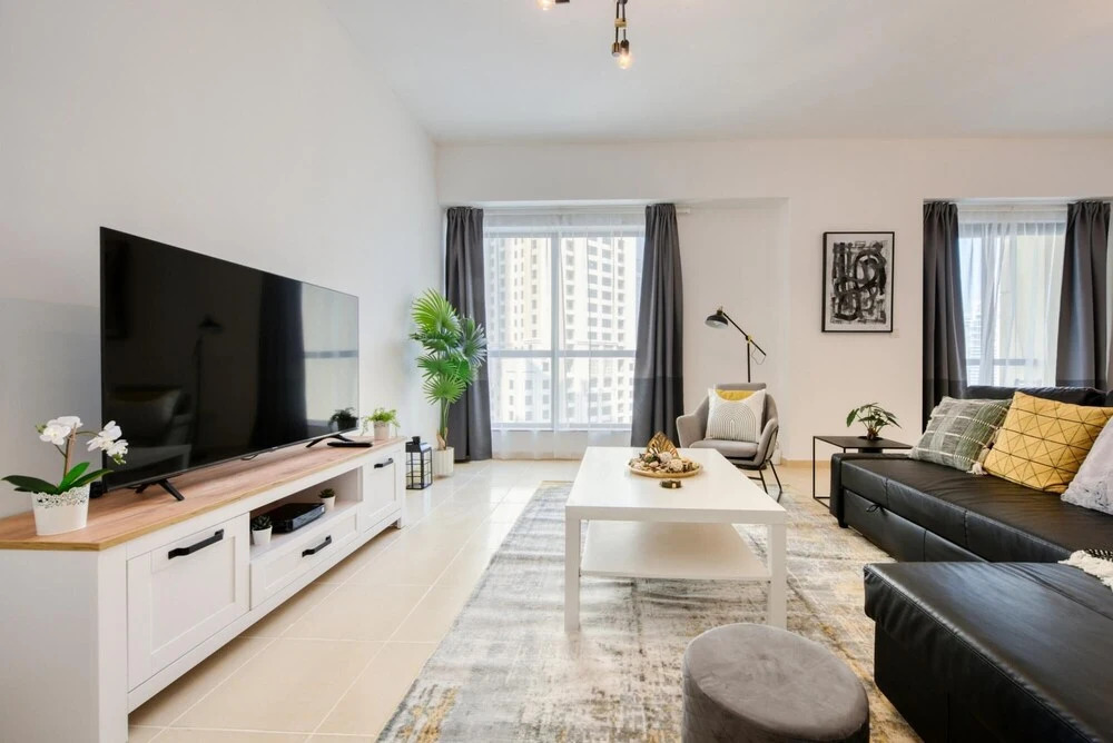 Дубай: Regal Apt Fit for a King w Sea View