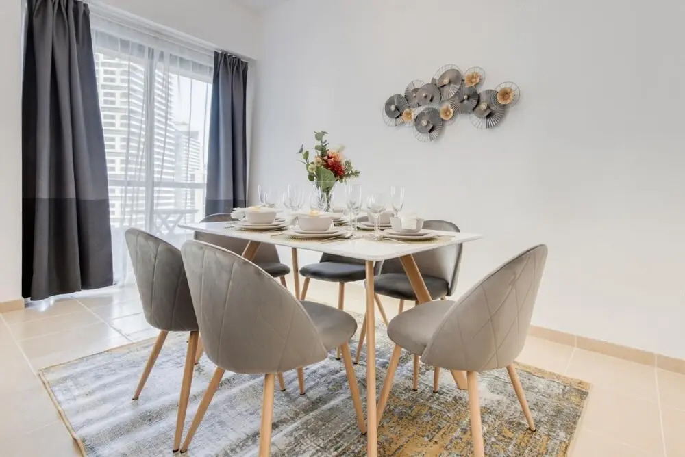Дубай: Regal Apt Fit for a King w Sea View