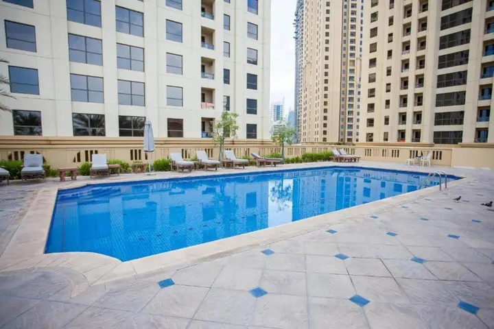 Дубай: Regal Apt Fit for a King w Sea View