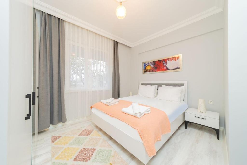 Анталья: Vibrant Flat With Lovely Balcony in Muratpasa