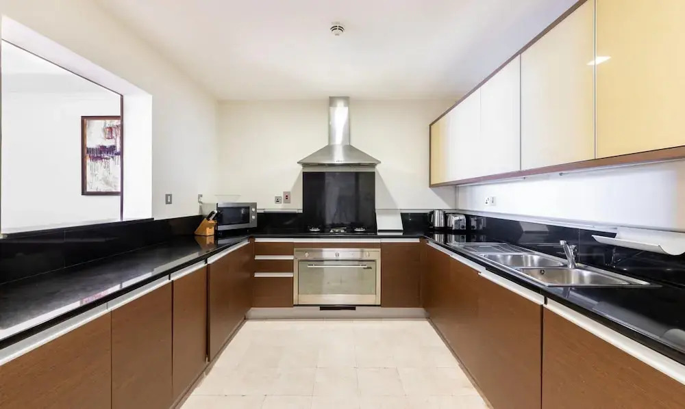 Дубай: Charming Apt With Arabesque Sea View on the Palm Jumeirah