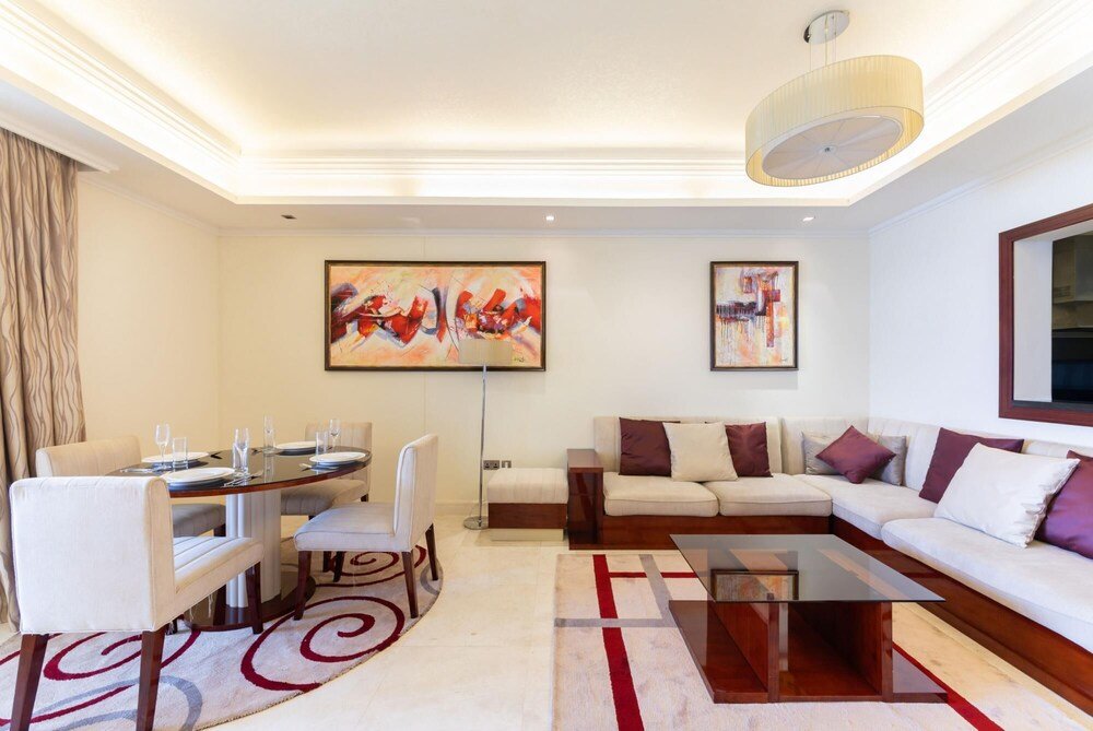 Дубай: Charming Apt With Arabesque Sea View on the Palm Jumeirah