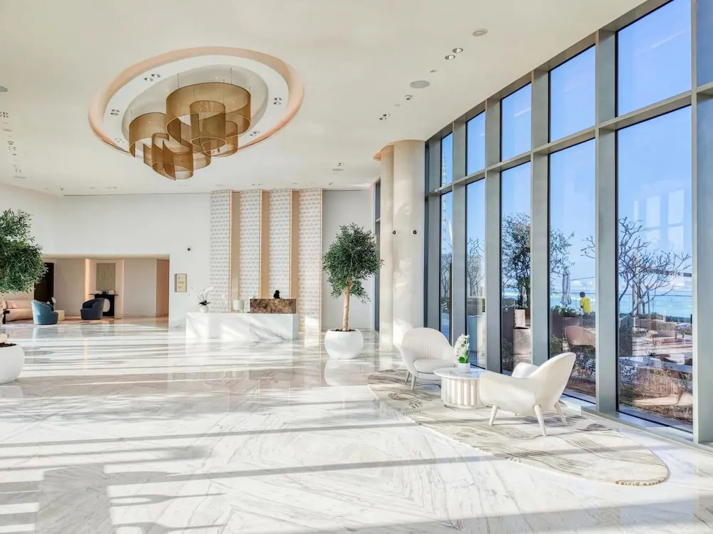 Дубай: Exclusive Sea View Apartment on the Arabian Gulf