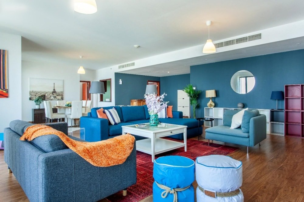Дубай: JBR Beach Front 4 Bed High Floor
