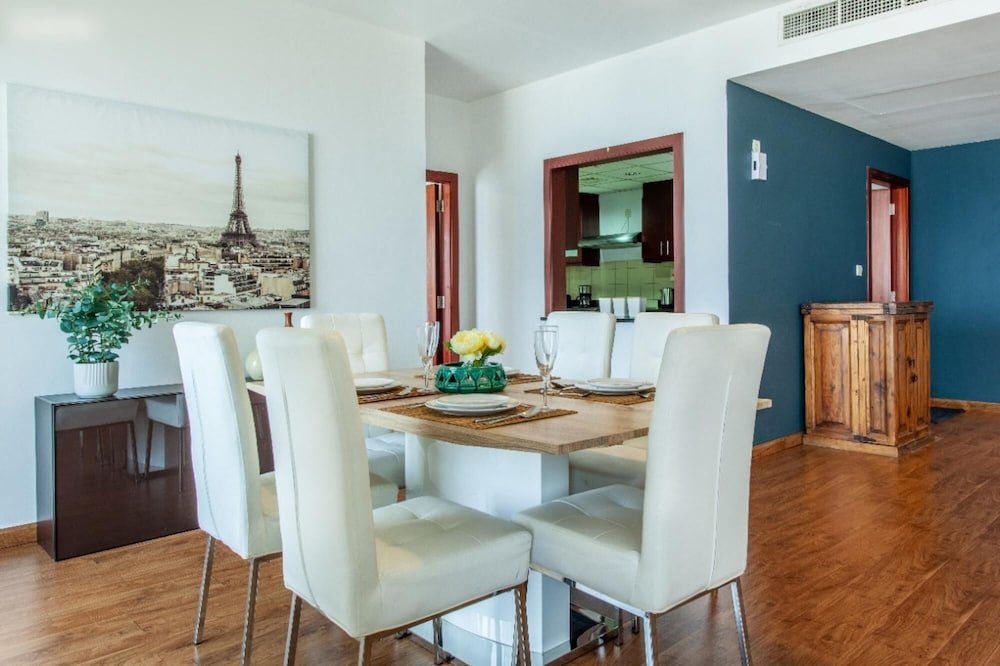 Дубай: JBR Beach Front 4 Bed High Floor