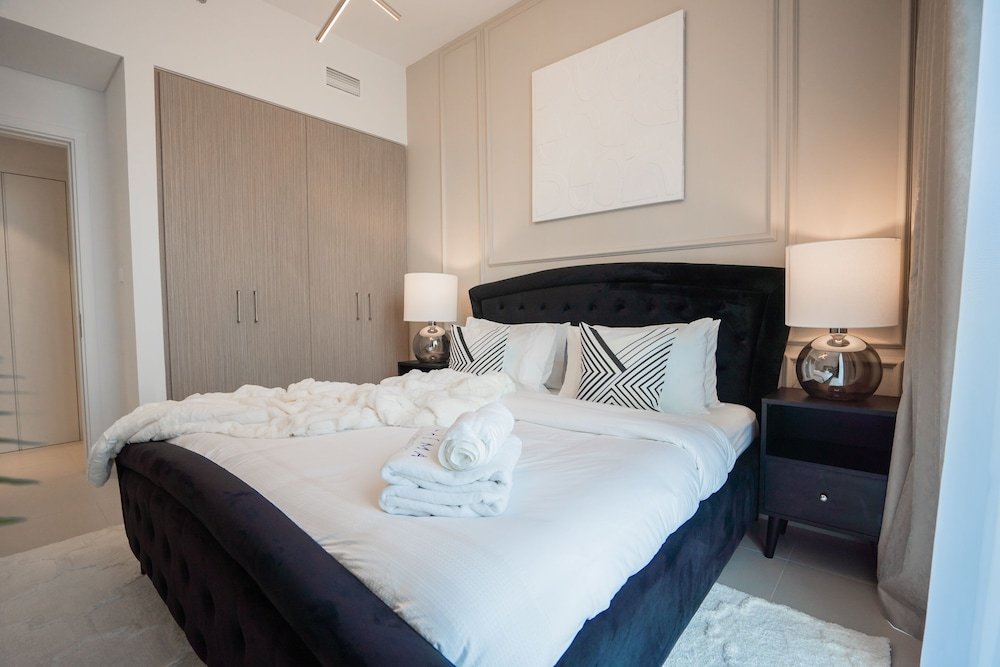 Дубай: Nasma Luxury Stays - The Grand