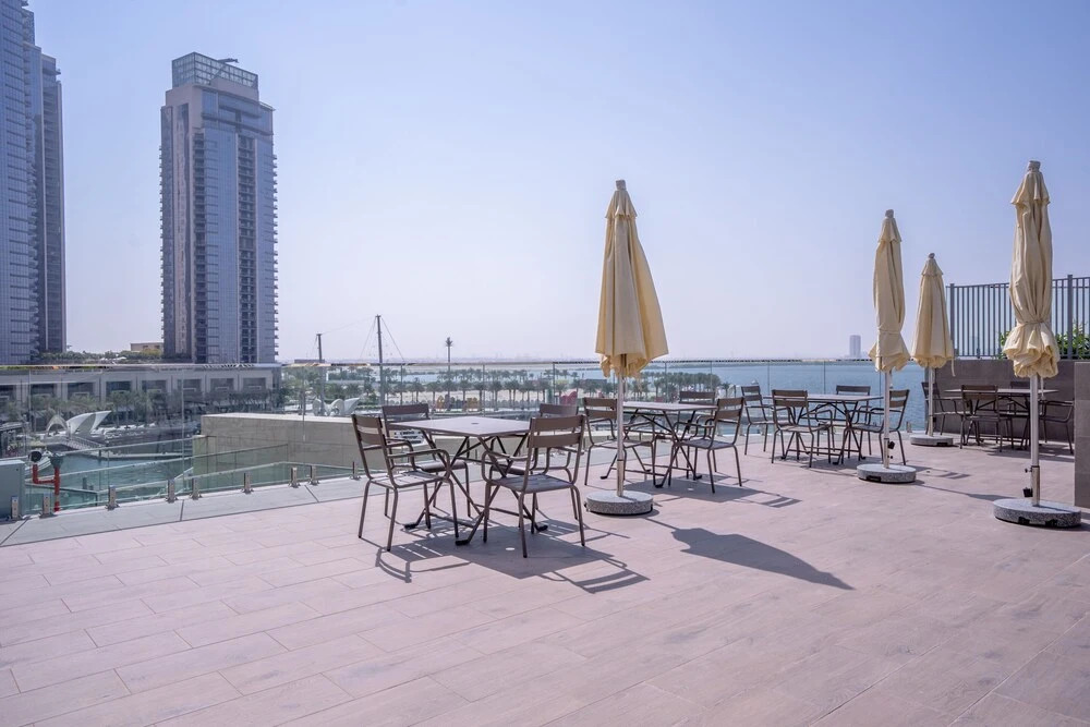 Дубай: Nasma Luxury Stays - The Grand