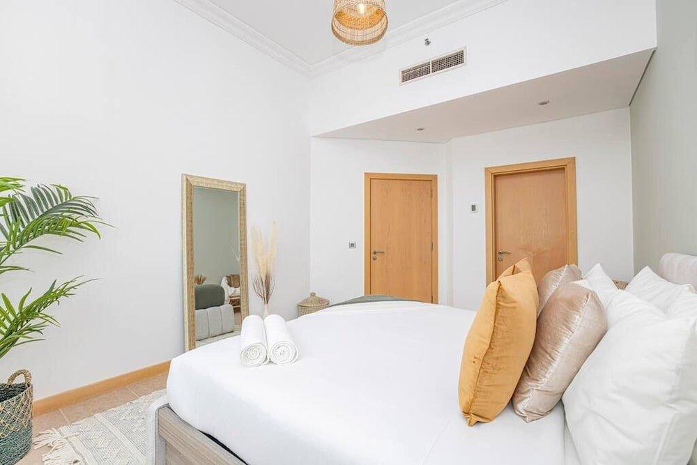 Дубай: Palm Jumeirah 2 Br M - Full Sea And Beach View