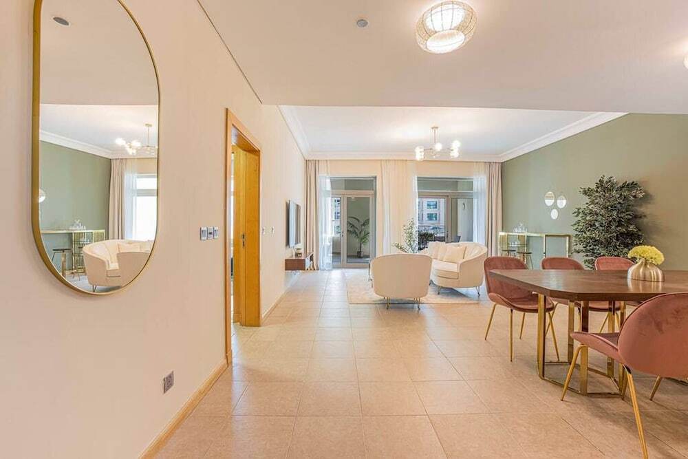 Дубай: Spacious New Furnished 2br M Palm Jumeirah