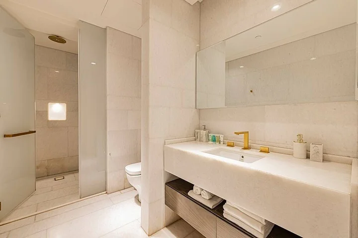 Дубай: Five Palm 2br - High Floor With Full Marina View