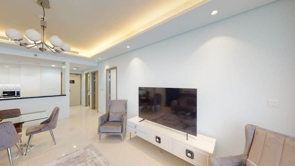 Дубай: Whitesage - Bright and Spacious Apartment With Sea Views