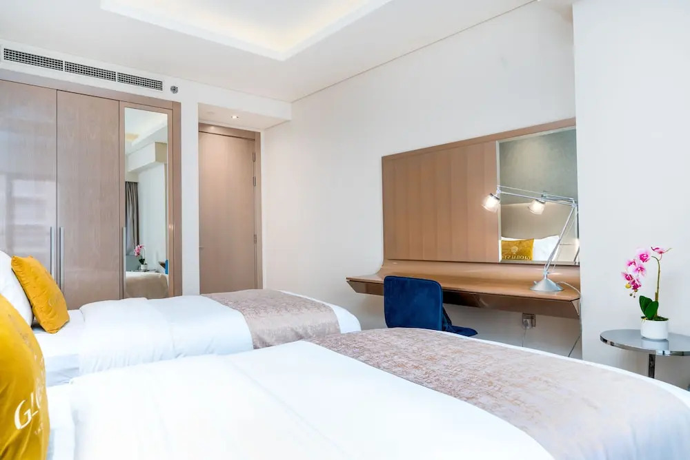 Дубай: GLOBALSTAY. DAMAC Tower Paramount