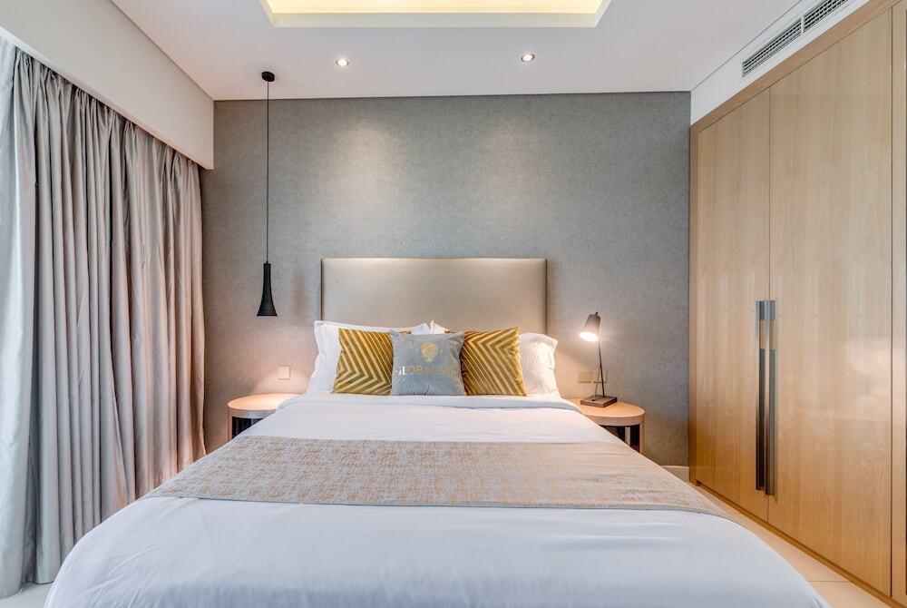 Дубай: GLOBALSTAY. DAMAC Tower Paramount