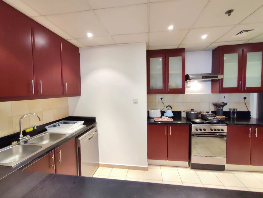 Дубай: Whitesage - Magnificent Waterfront Apt, Steps From the Beach