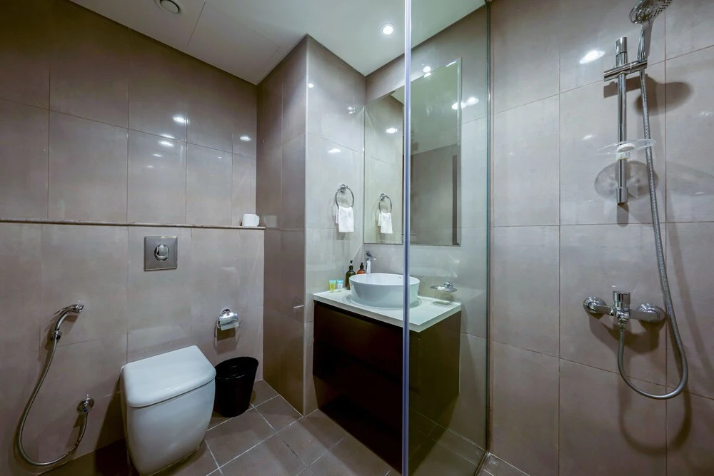 Дубай: Tanin - Apartment Amidst Lively Area With Pool and Balcony