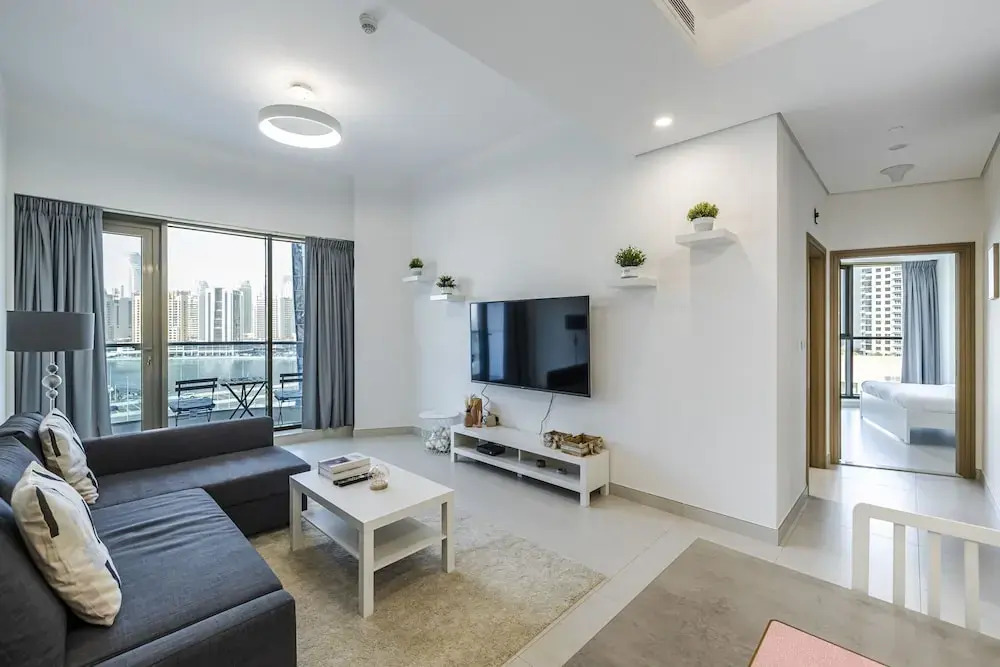 Дубай: The Bay Residences - Canal View