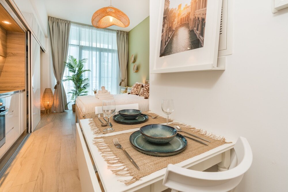 Дубай: Stunning Apt Marina view with Balcony