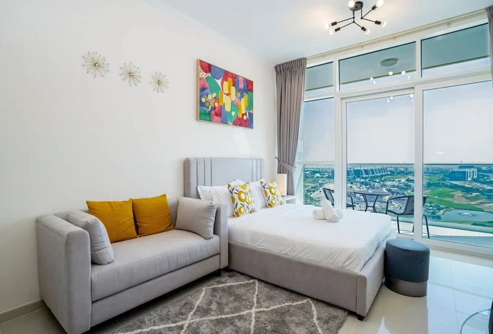 Дубай: Tanin - Stunning Dubai Skyline View From this Sleek Studio