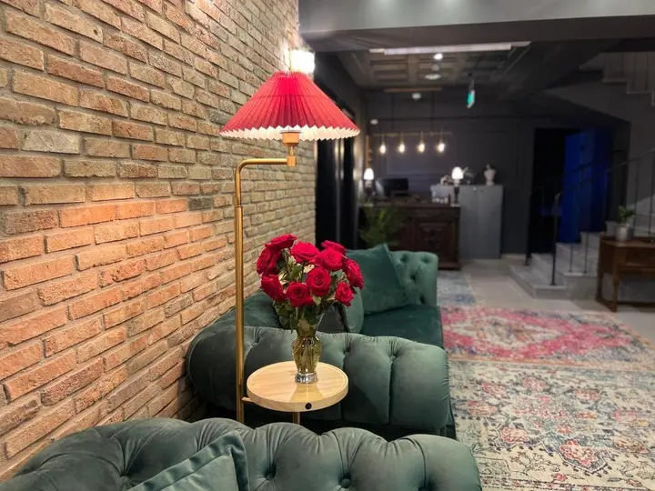 Тбилиси: Отель Twentyone By Vintage Hotel Collections