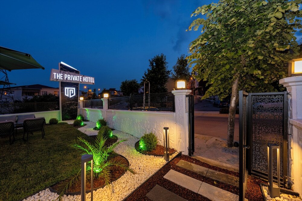 Арнавуткёй: The Private Airport Hotel