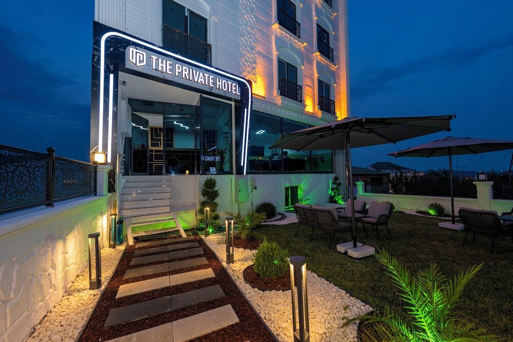 Арнавуткёй: The Private Airport Hotel