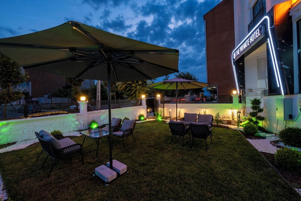 Арнавуткёй: The Private Airport Hotel