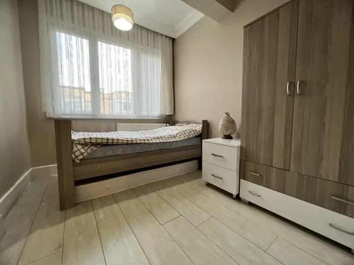Sleek Flat Close to Osmanbey Metro Station — фото 4