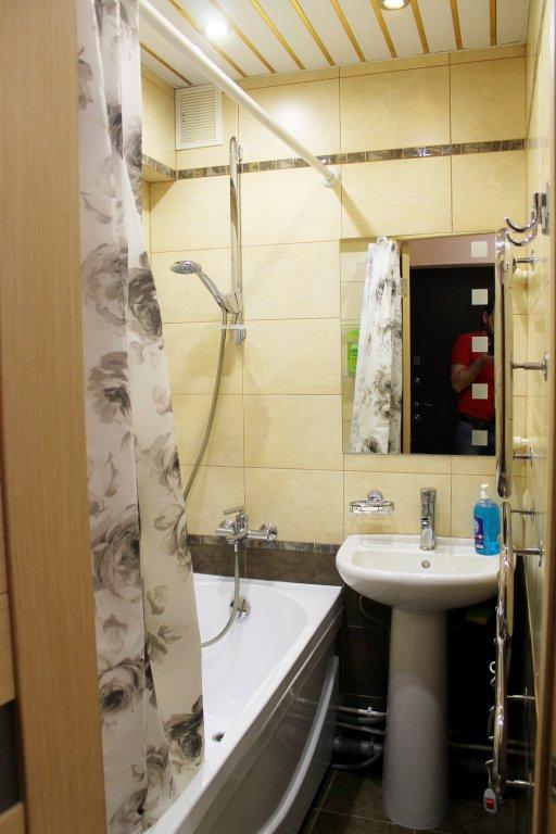 Тихвин: Квартира Двухкомнатная Уютный Тихвин 1-50 Многоквартирный дом