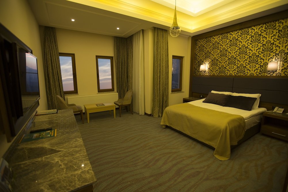 Эрменек: Ermenek Selcuklu Otel