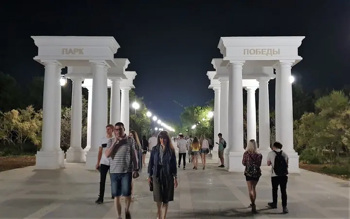 Севастополь: Апартаменты ПАРК-ОТЕЛЬ 8 vip этаж