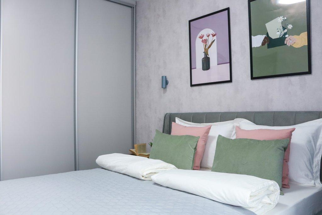 Зеленоградск: Dvukhkomnatnye Apartamenty Pro.Apartment Na Rimskoy
