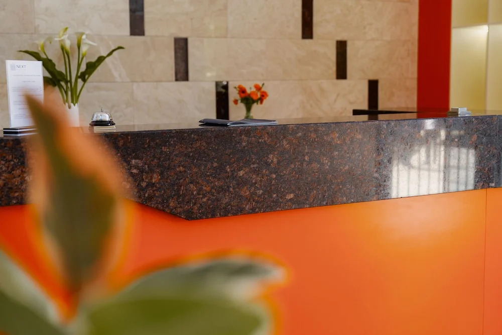 Батуми: Next Orange Hotel