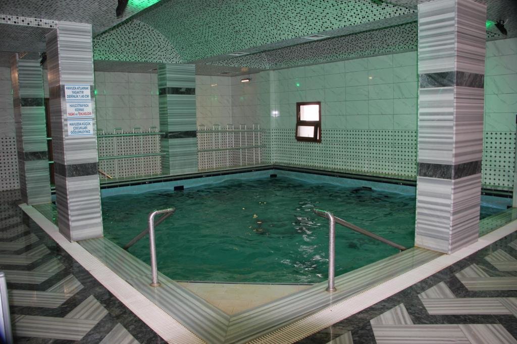 Газлигёль: Çakır Termal Otel