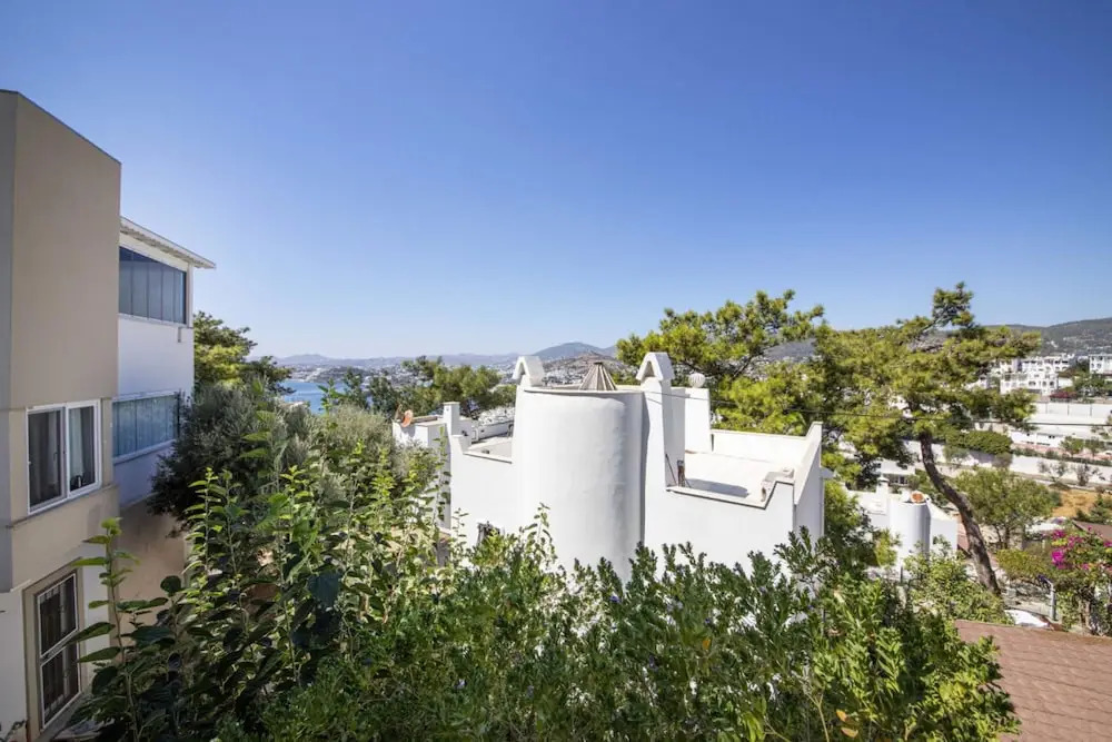Бодрум: Enchanting House With Backyard in Bodrum
