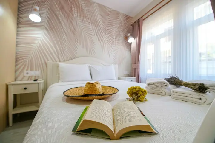 Бозджаада: Lutro Otel