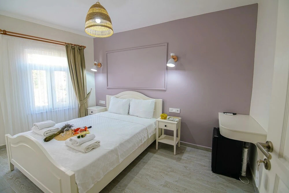 Бозджаада: Lutro Otel