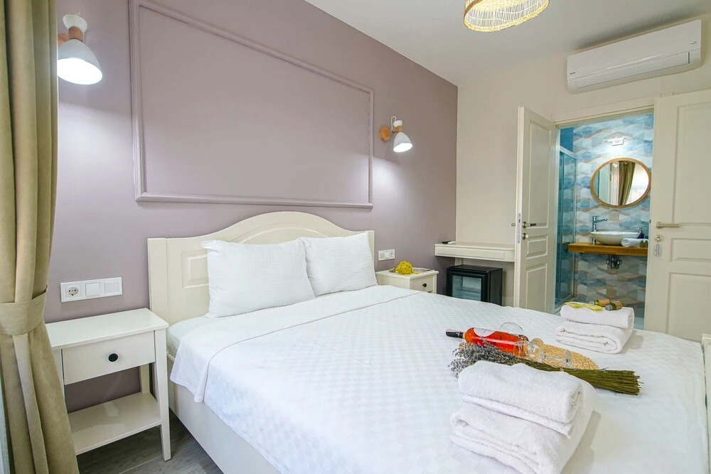 Бозджаада: Lutro Otel