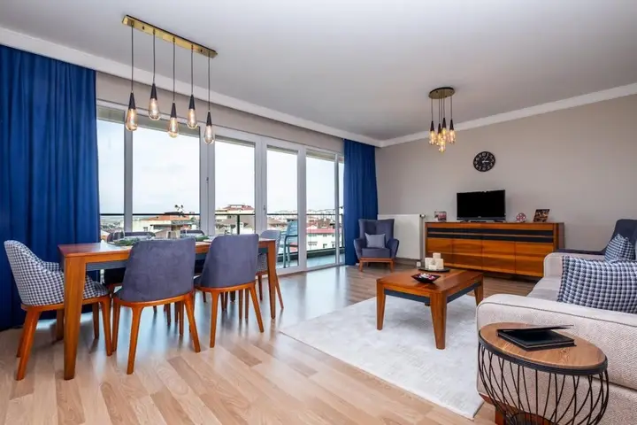 Superb Flat Close to SAW With Shared Pool in Tuzla — фото 1