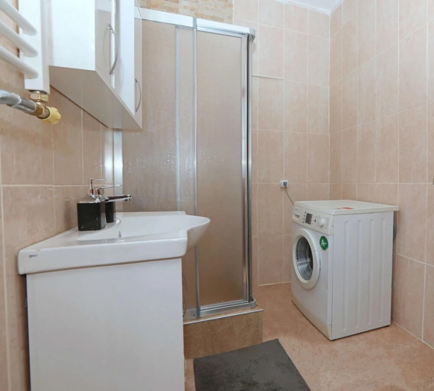 Amazing Flat Near Bagdat Street With Enticing Interior Design in Kadikoy — фото 4