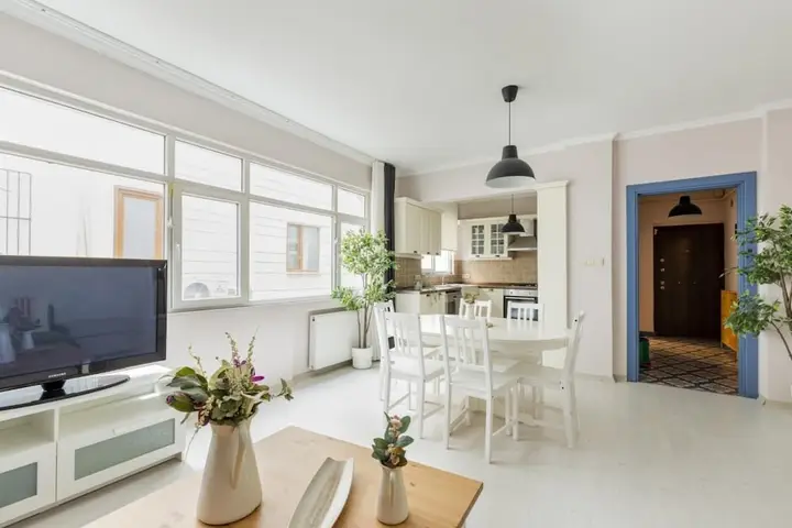 Missafir Stylish and Central Flat in Nisantasi — фото 5